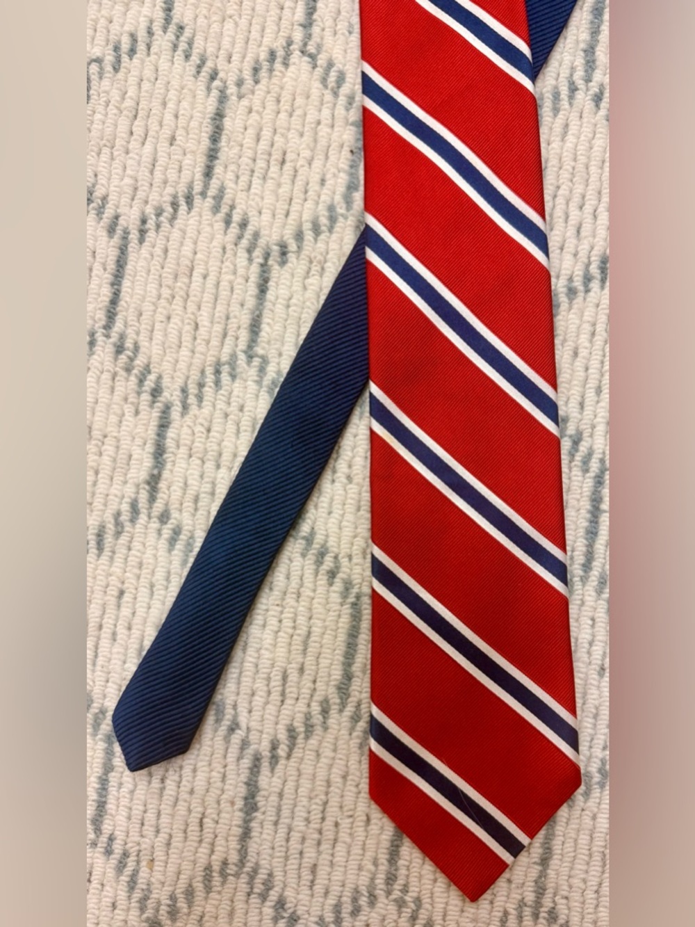 TOMMY HILFIGER Vintage Americana Red, White, Navy Stripe 100% Silk USA Made Tie